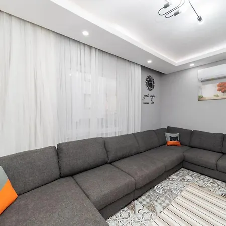 Dublex Flat With Lovely Balcony In Kepez *